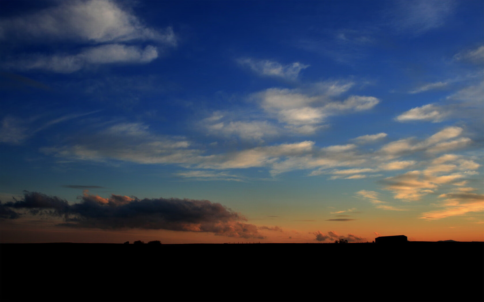 山东泰山迎来挑战中超联赛，中超山东泰山首发