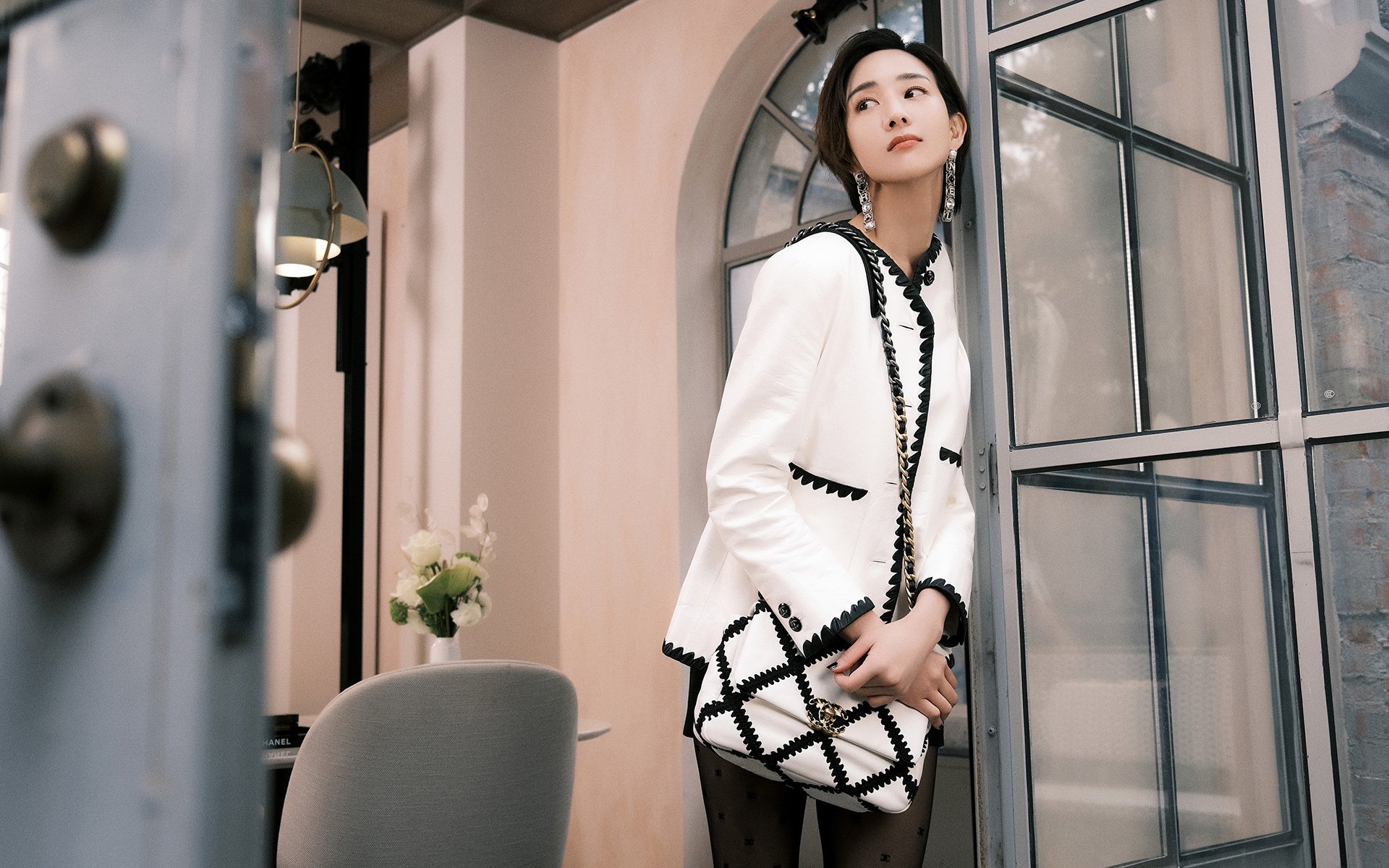 篮网内部赛表现火爆主帅频频鼓掌，篮网内线被打爆