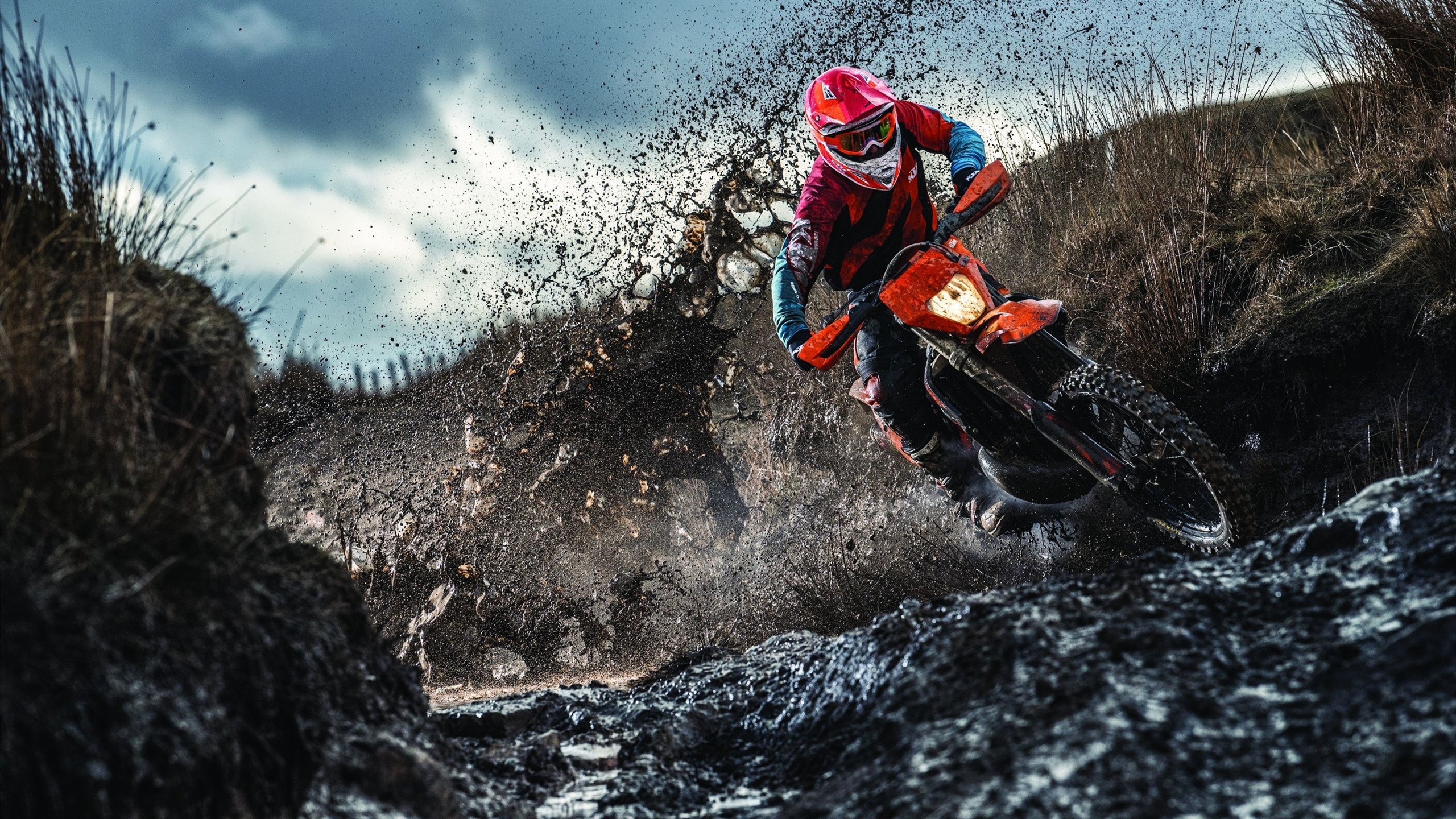 九游官网-转身动作流畅，助力成绩突破，转身训练视频教程